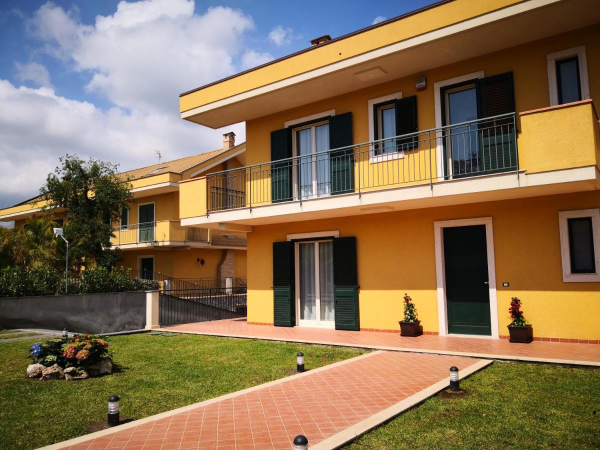 Scm House Hotel Mascali Exterior foto